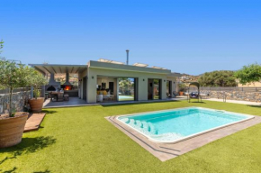 Villa Manefic by Villa Plus